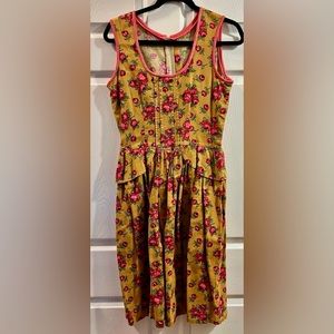 Yellow rose peplum dress